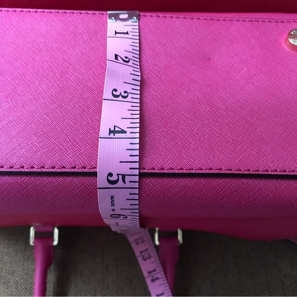 MICHAEL KORS HANDBAG WITH CROSSBODY STRAP   EUC - Picture 14 of 14